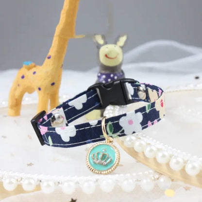 Adjustable Floral Pet Collar with Sweet Design