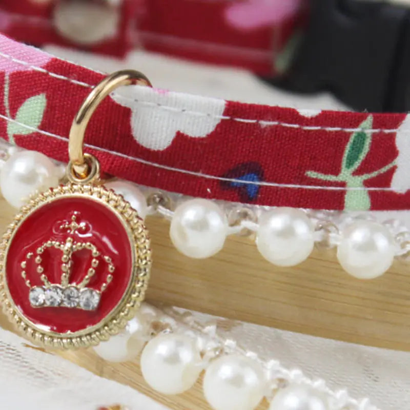 Adjustable Floral Pet Collar with Sweet Design